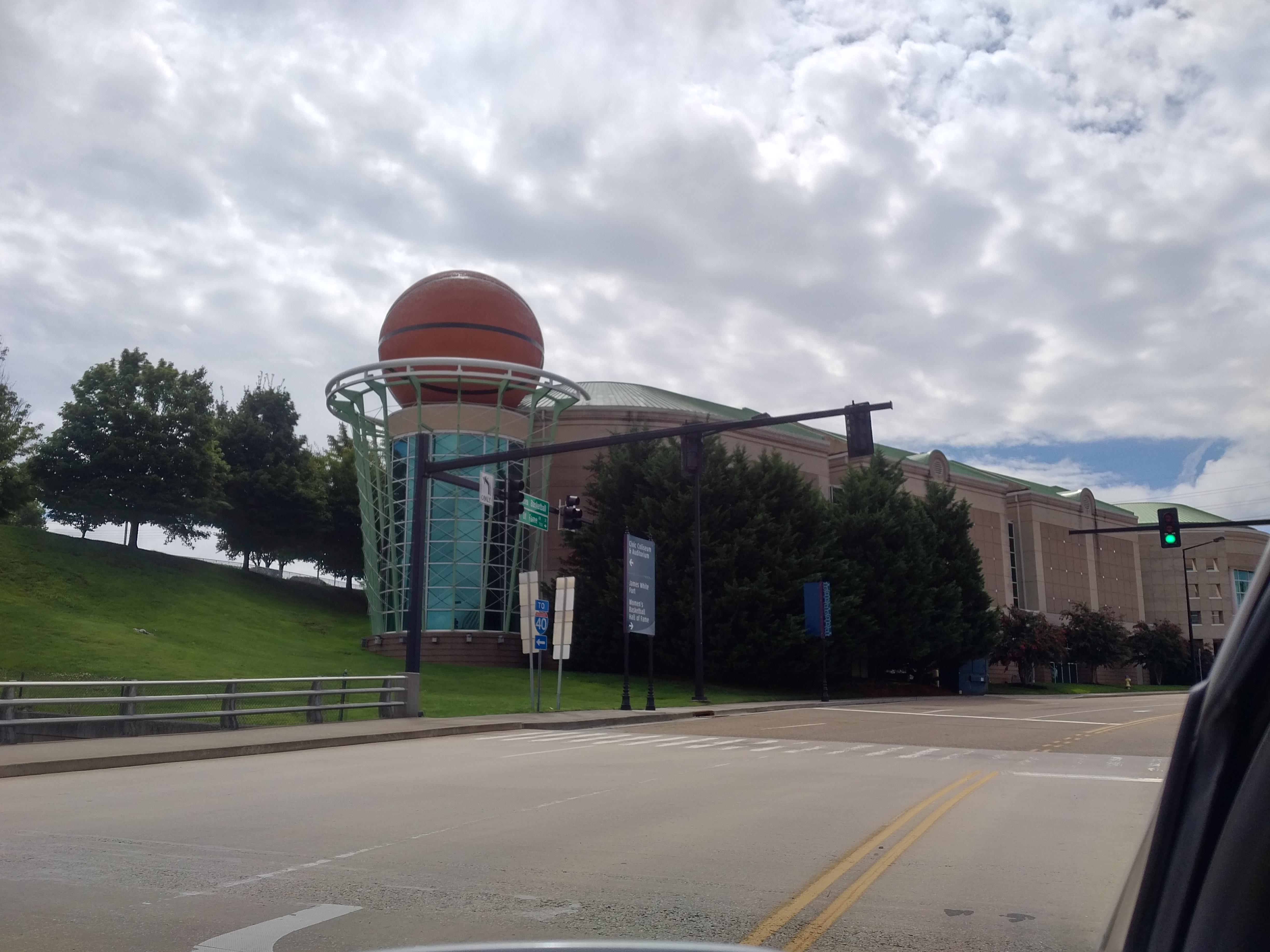 2018 TN Women Basketball Hall of Fame outside ball.jpg